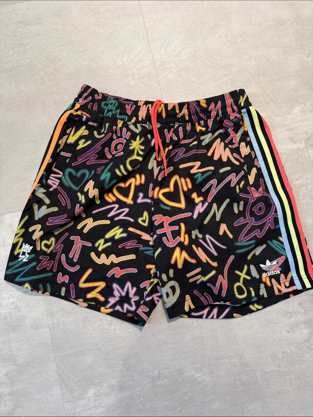 Adidas Originals Men’s Graphic Swim Trunks Shorts Black Multicolor Size Small